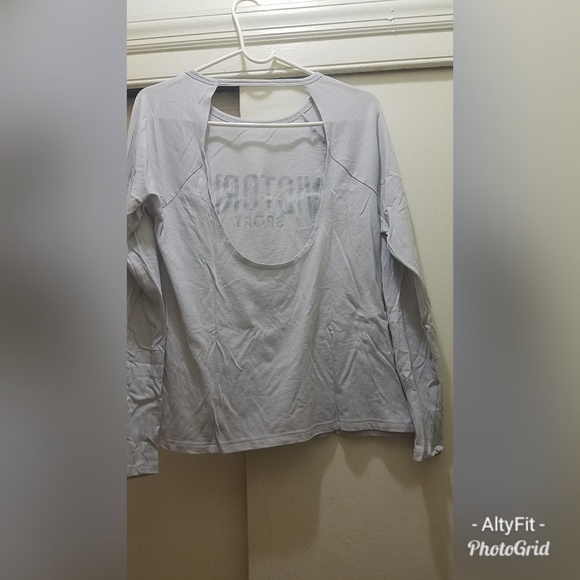 Key Hole Long Sleeve Sport Shirt - Picture 2 of 3